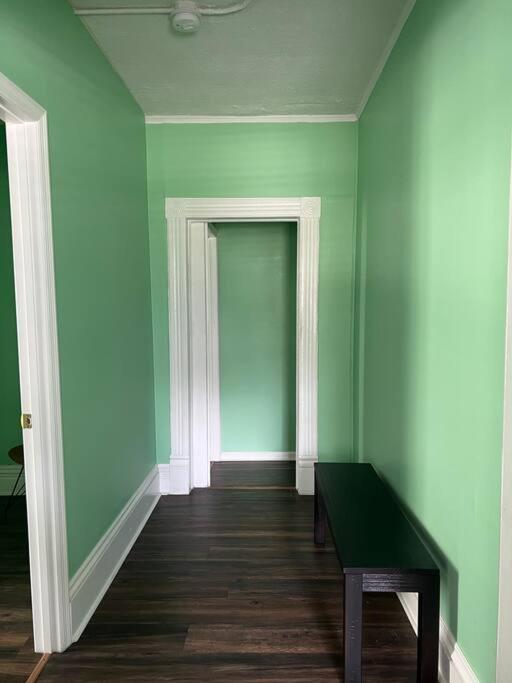 Cosy 3-bedroom Downtown Walk To Convention Center Appartamento Tampa